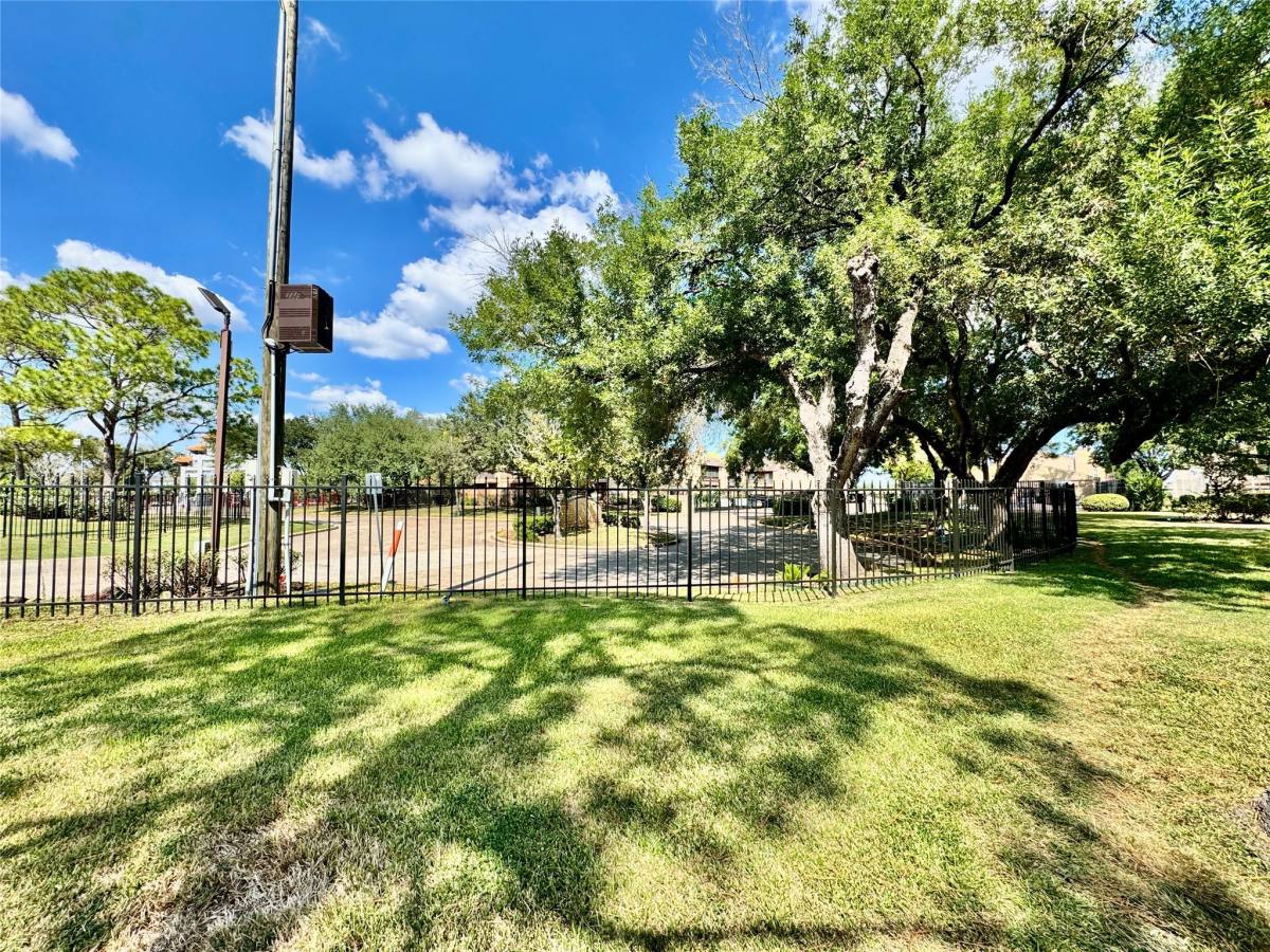 Condo for rent at 10555 Turtlewood Court #102, Houston, TX 77072