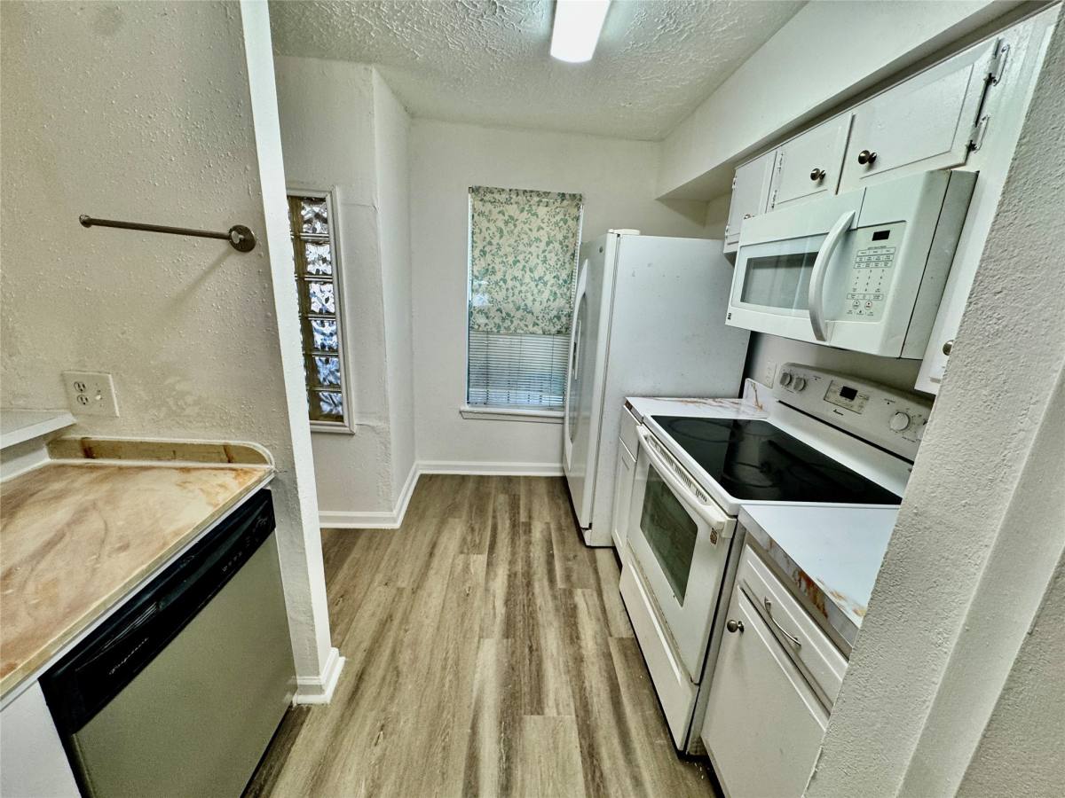 Condo for rent at 10555 Turtlewood Court #102, Houston, TX 77072