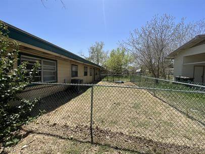 Apartment for rent at 610 N Main St #610A, Kyle, TX 78640