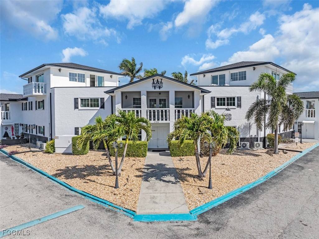 Condo for rent at 3704 Broadway #216, Fort Myers, FL 33901