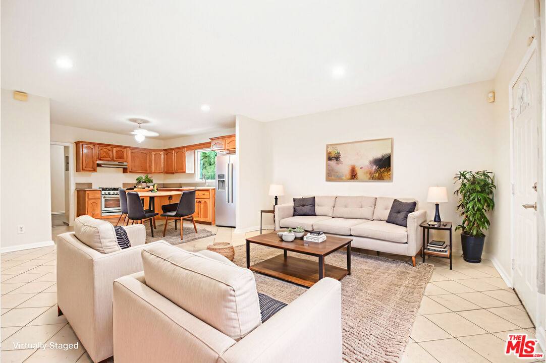 Apartment for rent at 3660 Halldale Ave, Los Angeles, CA 90018