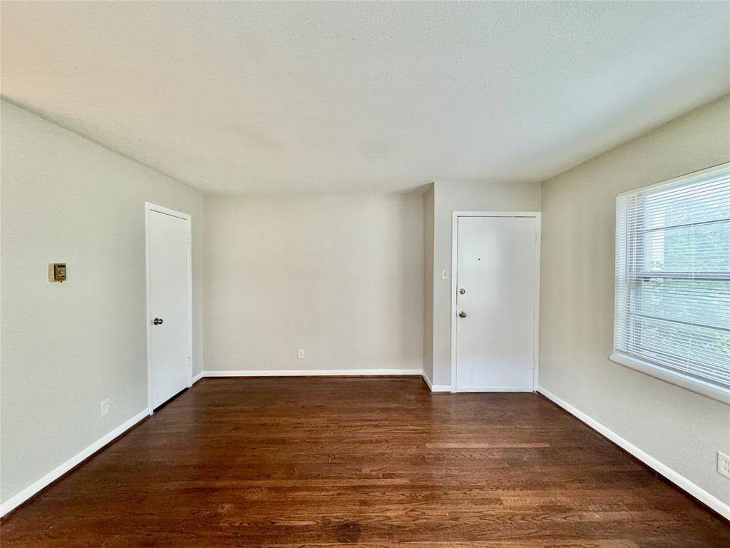 Apartment for rent at 4916 Worth St #1, Dallas, TX 75214
