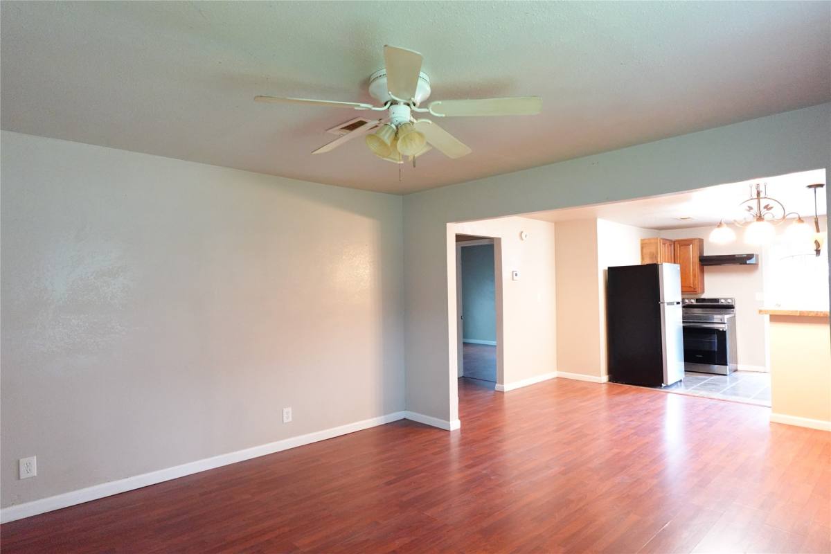 Apartment for rent at 8302 Caddo Rd, Houston, TX 77078