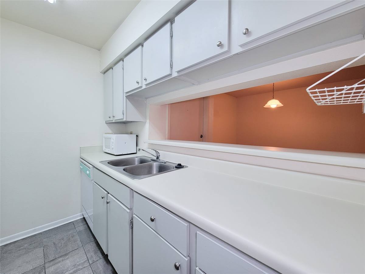 Condo for rent at 8435 Hearth Dr #2, Houston, TX 77054