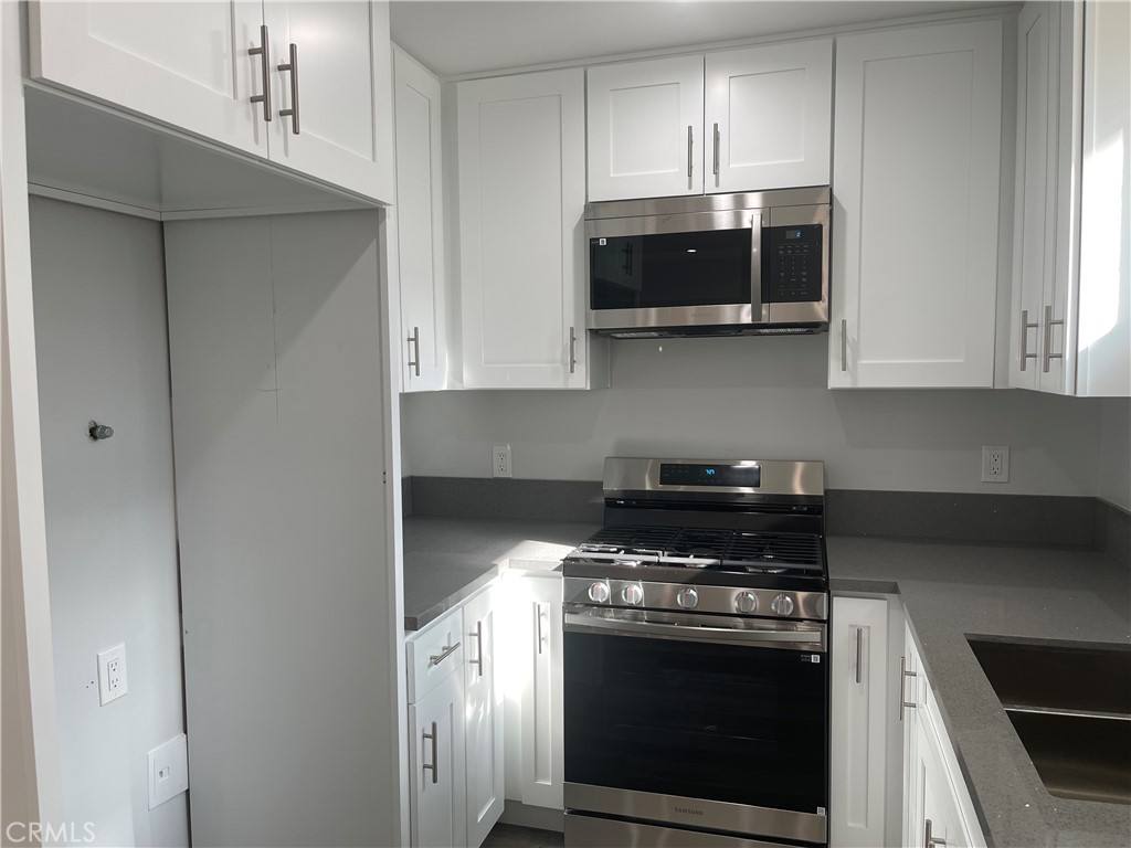 Apartment for rent at 501 Alexander St #501, Glendale, CA 91203