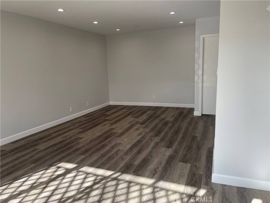 Apartment for rent at 501 Alexander St #501, Glendale, CA 91203