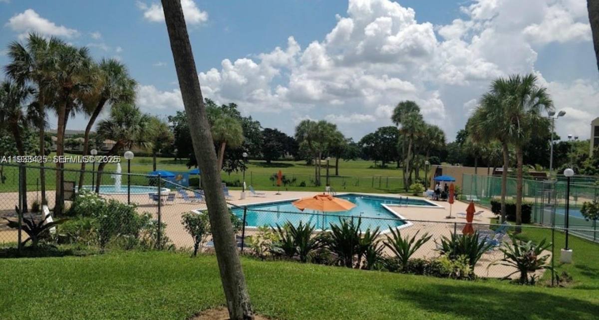 Apartment for rent at 6921 Environ Blvd #69216R, Fort Lauderdale, FL 33319