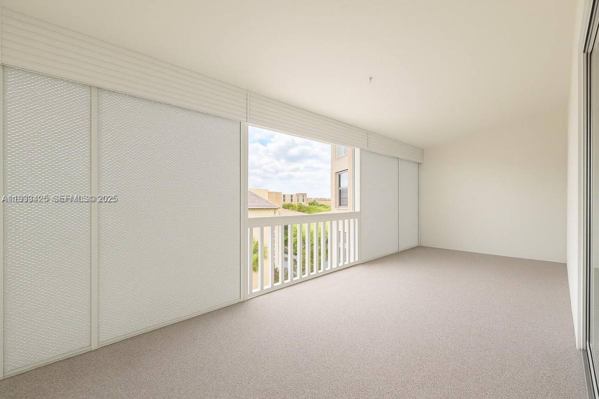 Apartment for rent at 6921 Environ Blvd #69216R, Fort Lauderdale, FL 33319