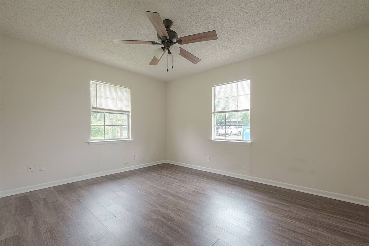 Apartment for rent at 8430 Round Rock Dr #8, Houston, TX 77049