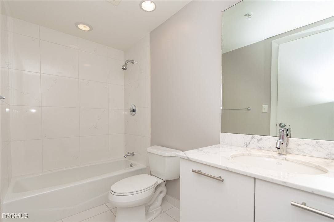 Apartment for rent at 3000 Oasis Grand Blvd #603, Fort Myers, FL 33916