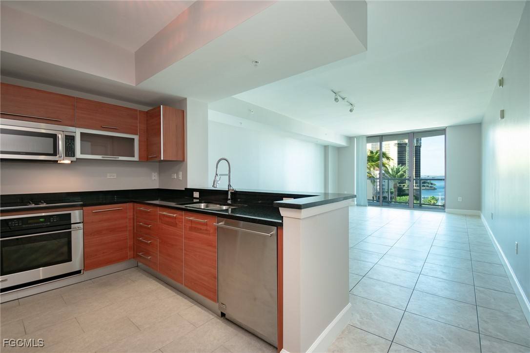 Apartment for rent at 3000 Oasis Grand Blvd #603, Fort Myers, FL 33916