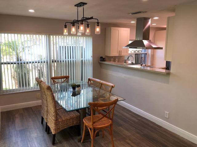 Apartment for rent at 60 Forest Circle #60, Hollywood, FL 33026
