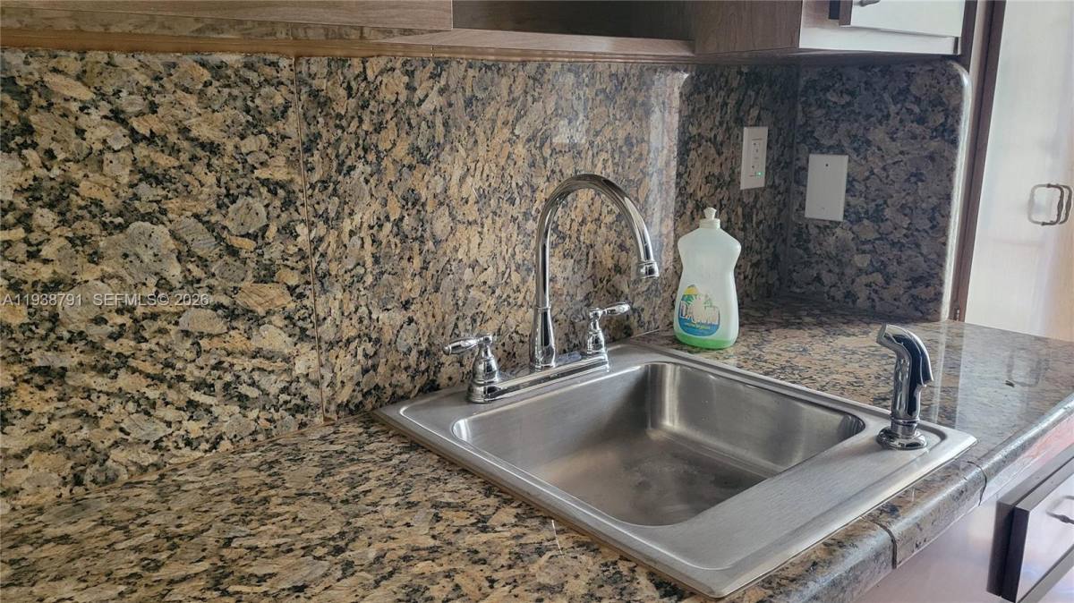 Apartment for rent at 1050 Pennsylvania Ave #11, Miami Beach, FL 33139