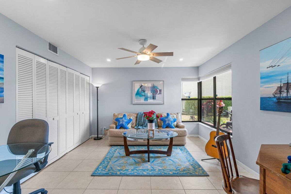 Condo for rent at 5188 Oakhill Lane #1111, Delray Beach, FL 33484