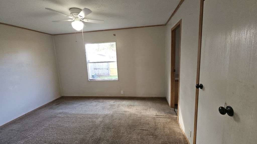 Apartment for rent at 11919 Kingslake Forest Dr, Houston, TX 77044