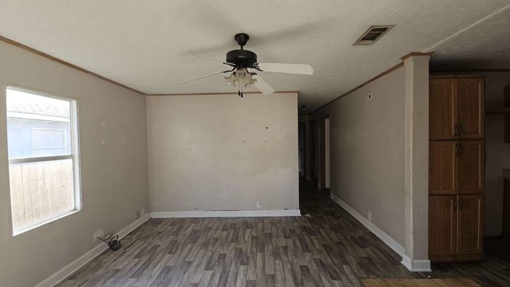 Apartment for rent at 11919 Kingslake Forest Dr, Houston, TX 77044