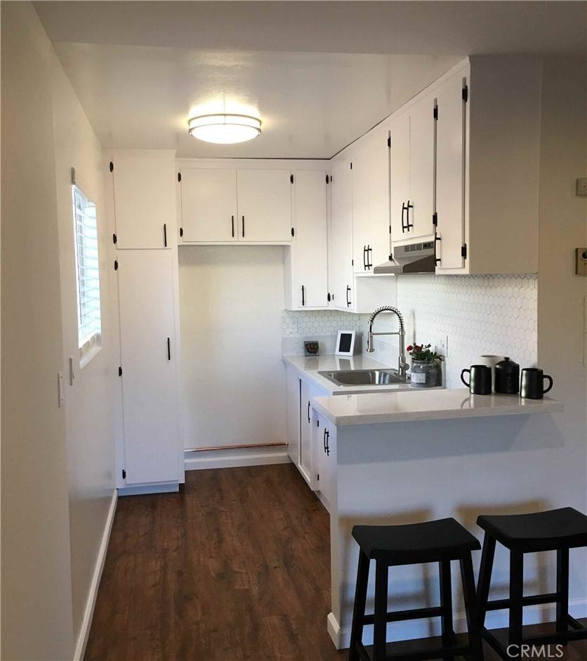 Apartment for rent at 14718 Magnolia Blvd #3, Sherman Oaks, CA 91403