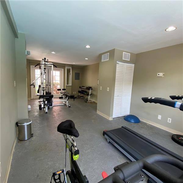 Apartment for rent at 2420 SE 17th St #2420202C, Fort Lauderdale, FL 33316