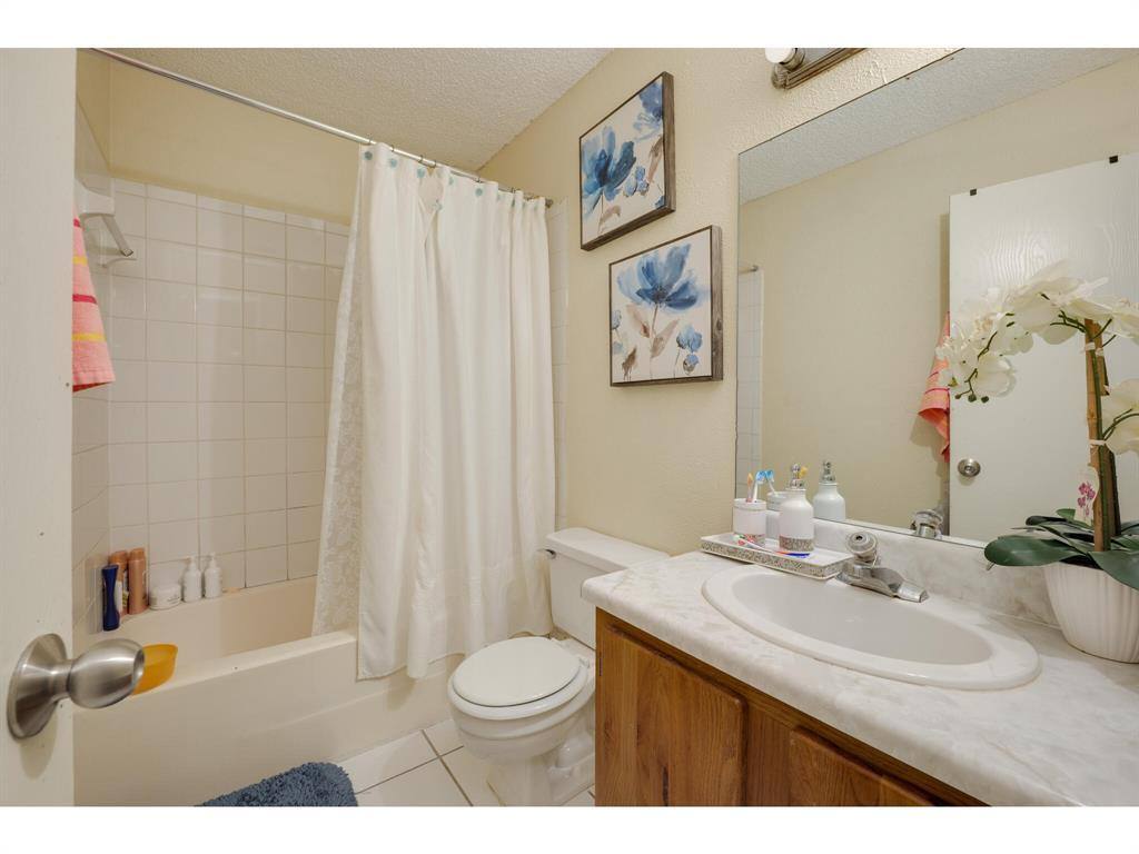 Apartment for rent at 11919 Sunhillow Bend #11919B, Austin, TX 78758