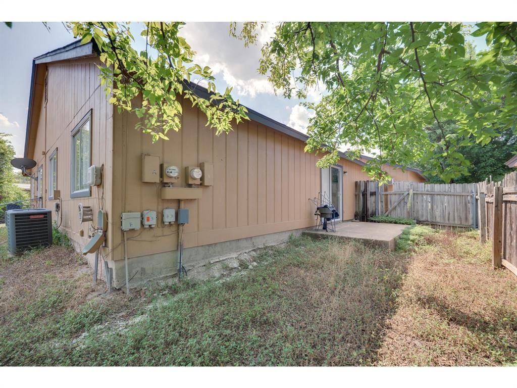Apartment for rent at 11919 Sunhillow Bend #11919B, Austin, TX 78758