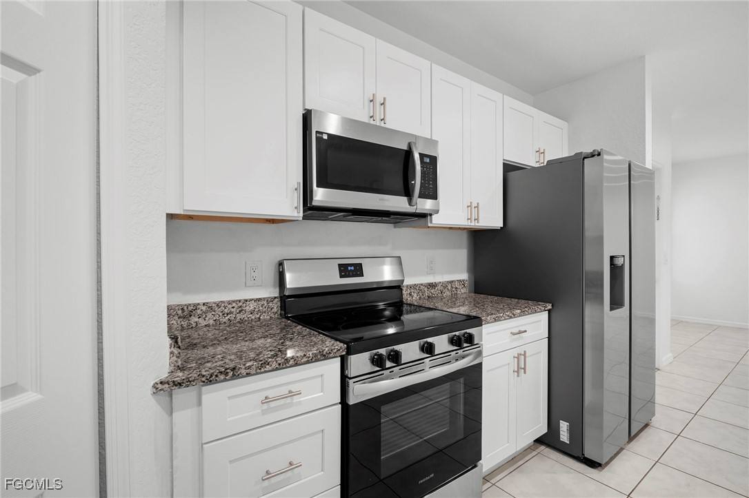 Apartment for rent at 3309 Armstrong Court, Fort Myers, FL 33916