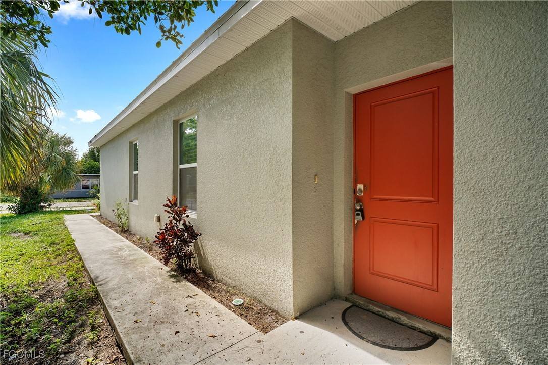Apartment for rent at 3309 Armstrong Court, Fort Myers, FL 33916