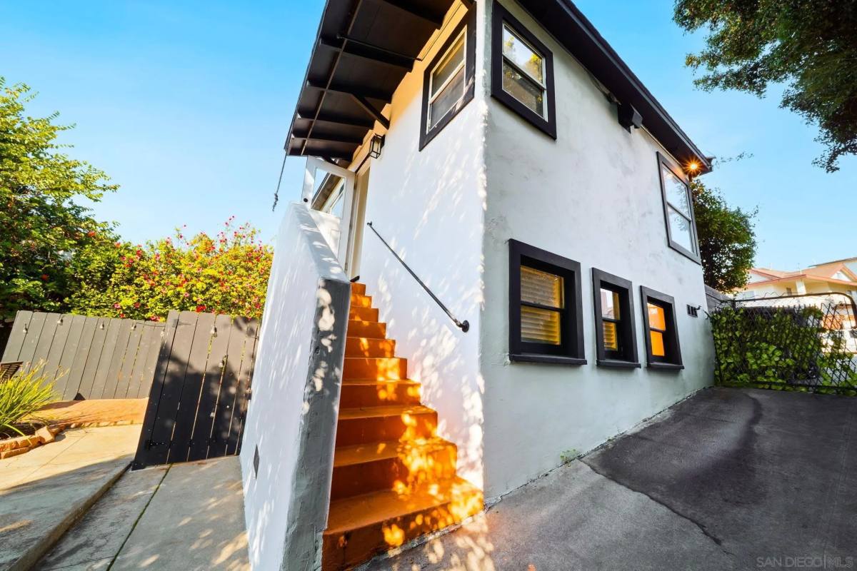 Apartment for rent at 2154 B Union St, San Diego, CA 92101