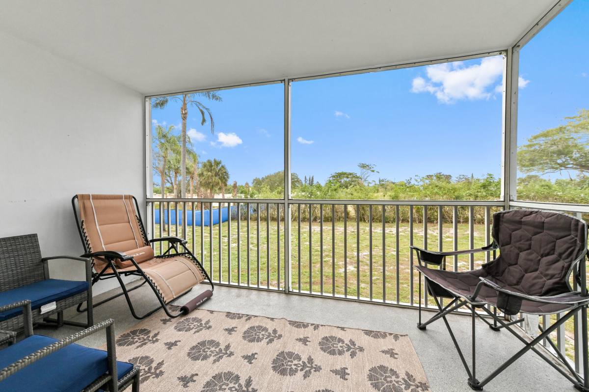 Condo for rent at 5700 NW 2nd Ave #211, Boca Raton, FL 33487