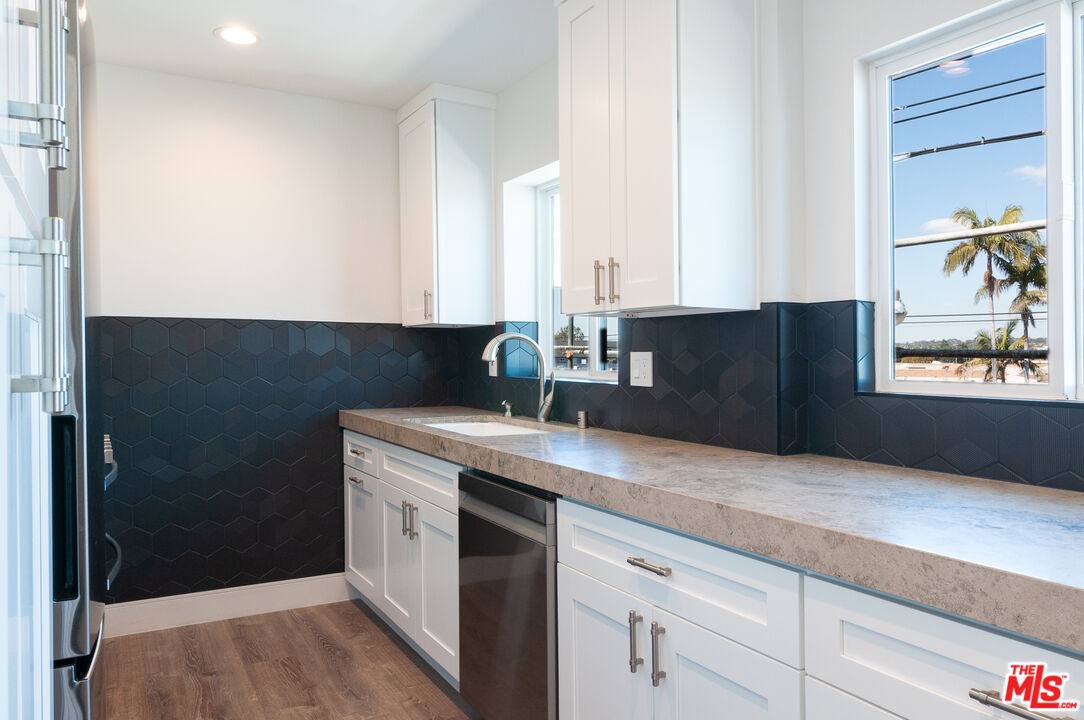 Apartment for rent at 1310 W Valencia Dr #13101306 5, Fullerton, CA 92833