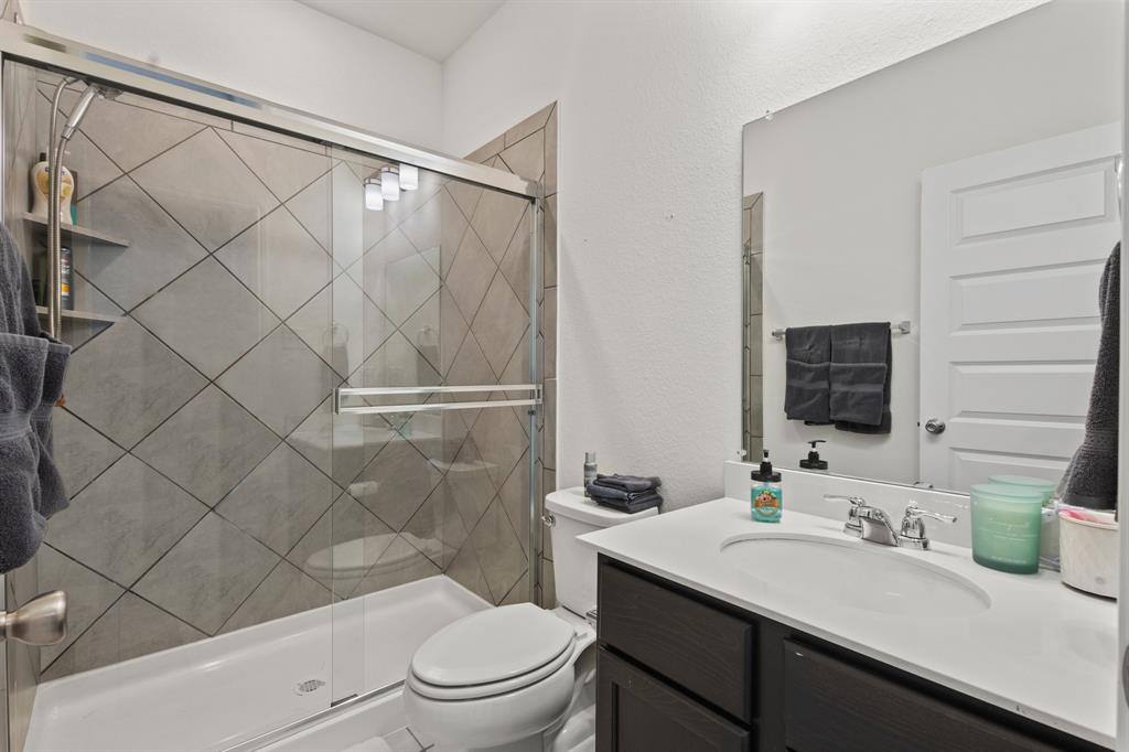 Apartment for rent at 925 W Dr #925, Aubrey, TX 76227