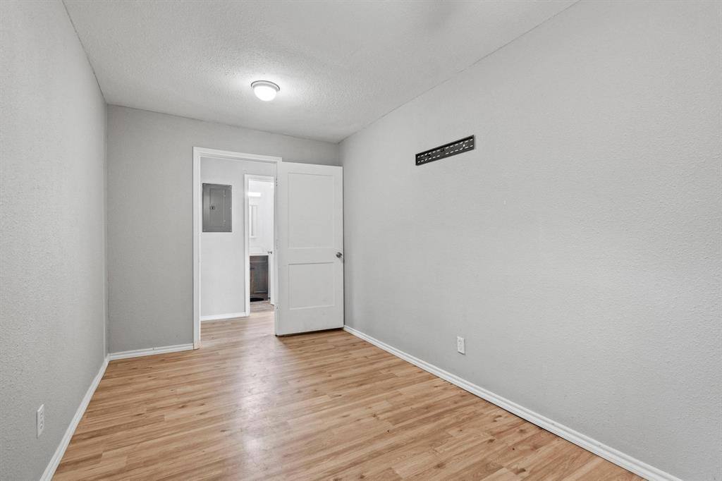 Apartment for rent at 701 W Hull St #1012, Denison, TX 75020
