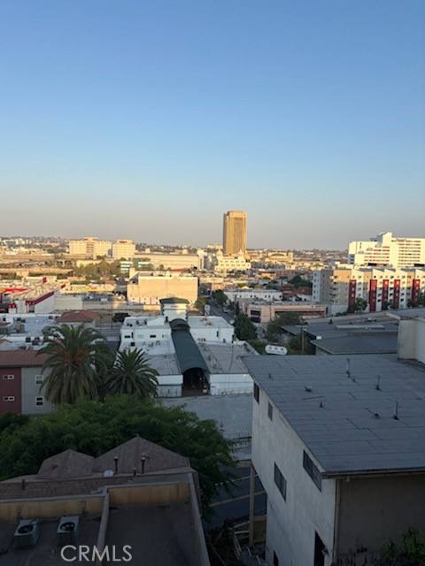 Apartment for rent at 700 N Hill Place #102, Los Angeles, CA 90012
