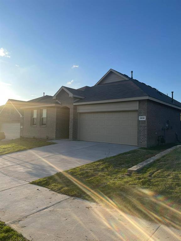 Apartment for rent at 2632 Starwater Dr, Fort Worth, TX 76179