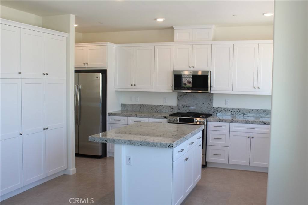 Apartment for rent at 18373 Iris Lane, Yorba Linda, CA 92886