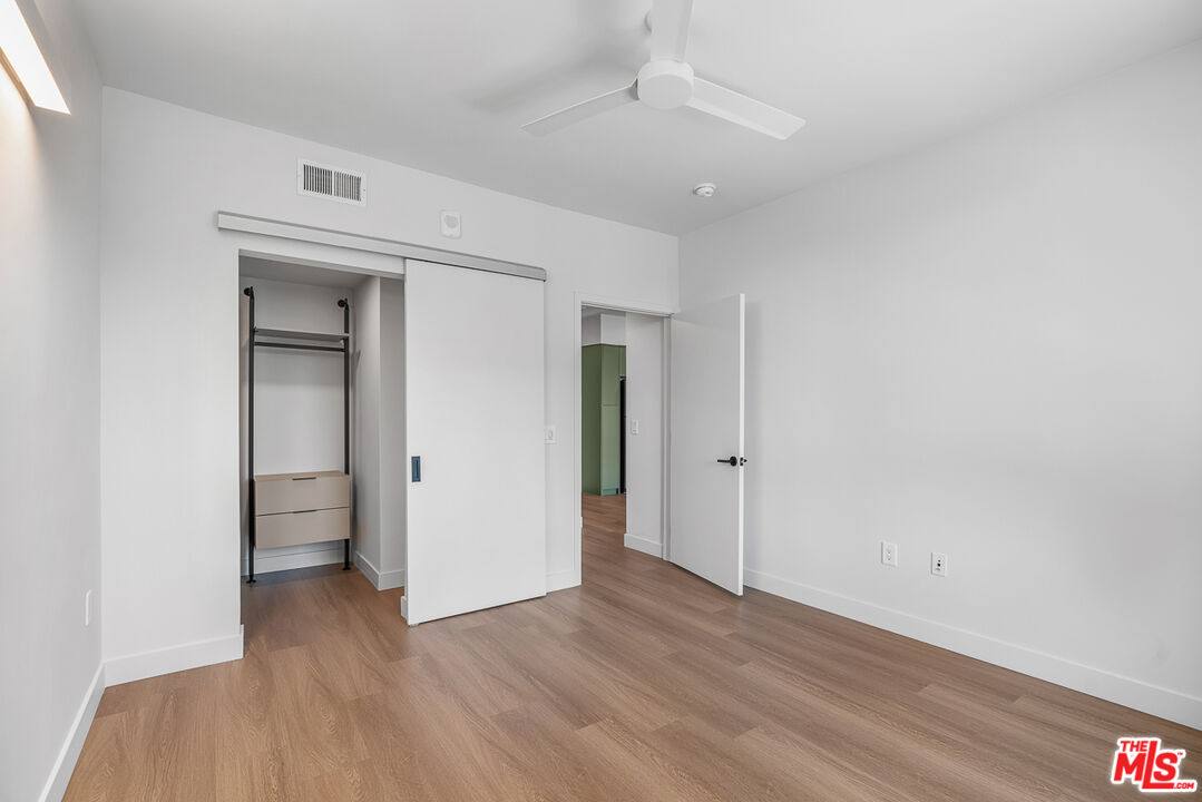 Apartment for rent at 10601 Washington Blvd #405, Culver City, CA 90232