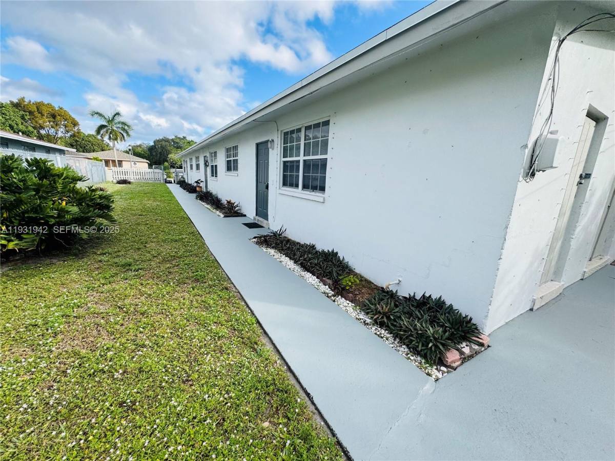 Apartment for rent at 631 NW 11th Ave #631A, Fort Lauderdale, FL 33311