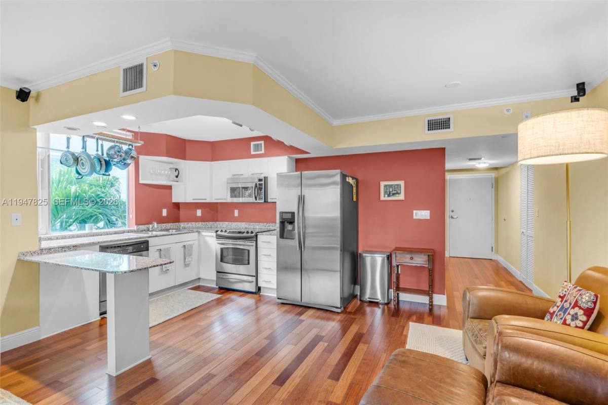 Apartment for rent at 1532 Drexel Ave #303, Miami Beach, FL 33139