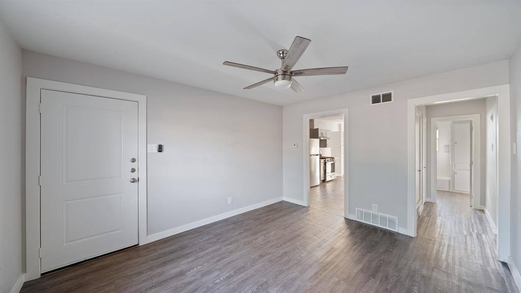 Apartment for rent at 2717 Patricia Lane #2717B, Garland, TX 75041