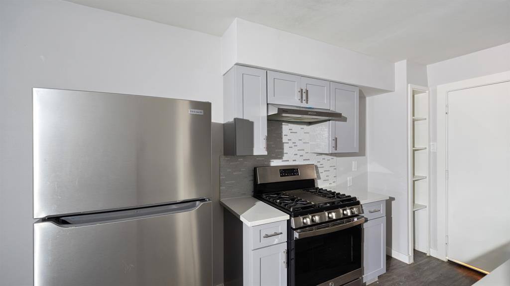 Apartment for rent at 2717 Patricia Lane #2717B, Garland, TX 75041