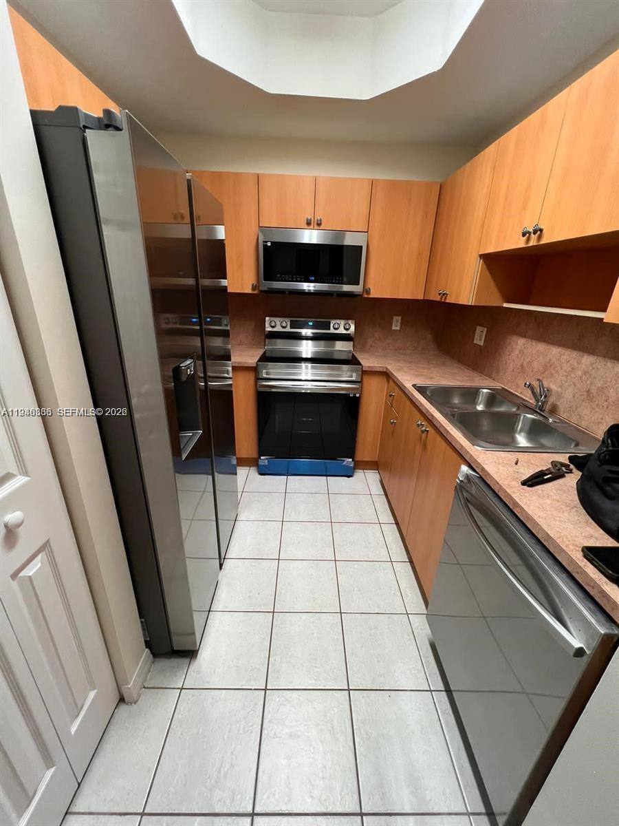 Townhouse for rent at 4903 N Harbor Isles Dr #5506, Fort Lauderdale, FL 33312