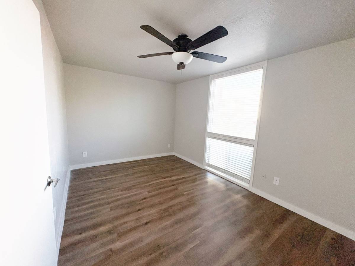 Apartment for rent at 2339 W Northern Ave, Phoenix, AZ 85021
