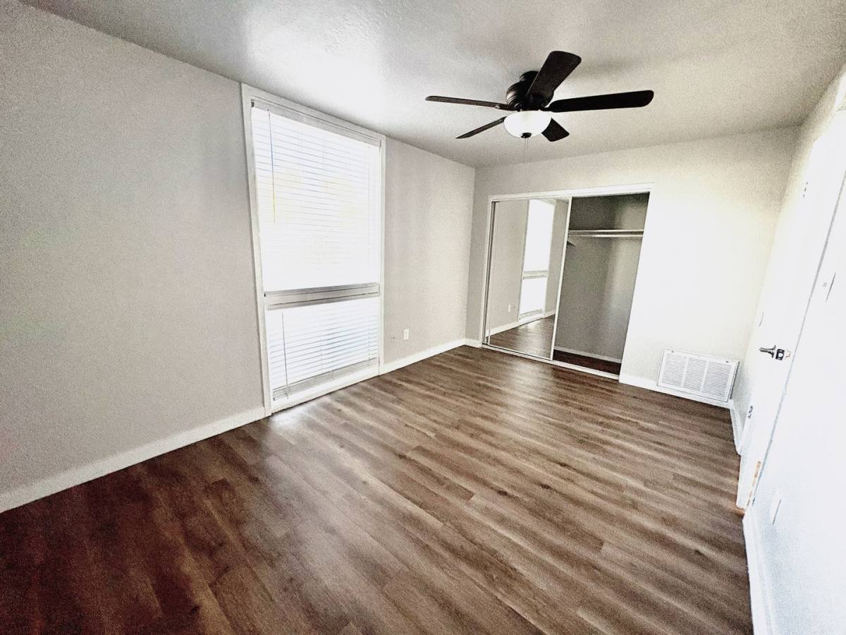 Apartment for rent at 2339 W Northern Ave, Phoenix, AZ 85021