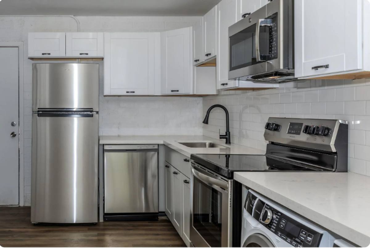 Apartment for rent at 2339 W Northern Ave, Phoenix, AZ 85021