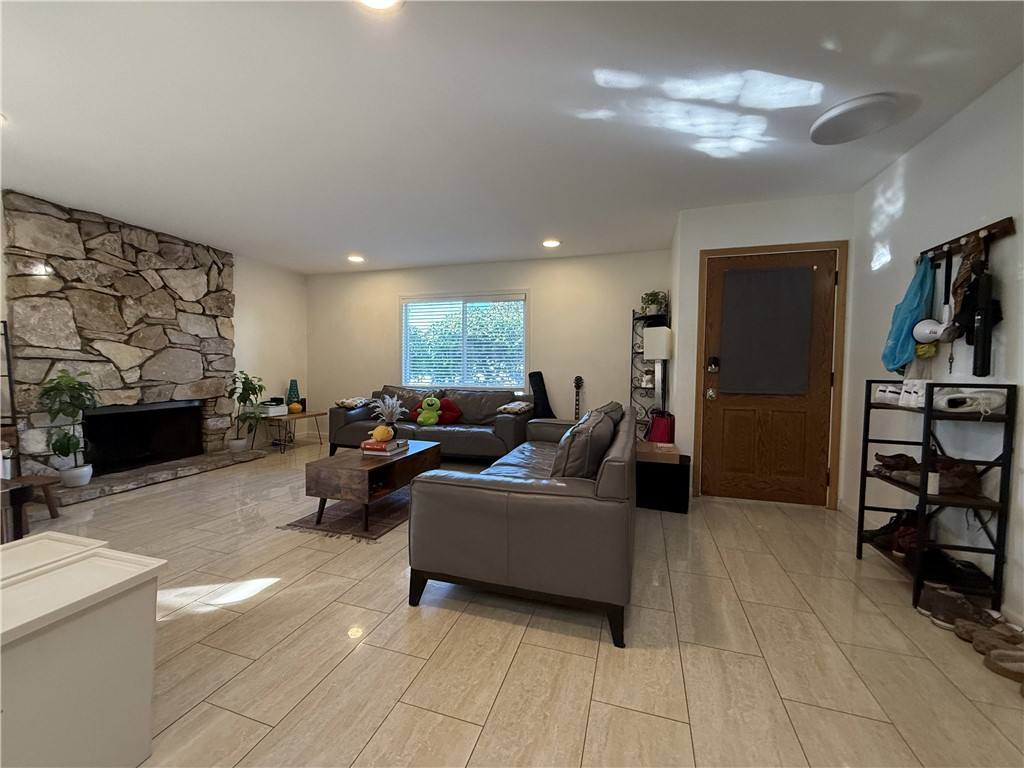 Apartment for rent at 7672 Amazon Dr #1, Huntington Beach, CA 92647