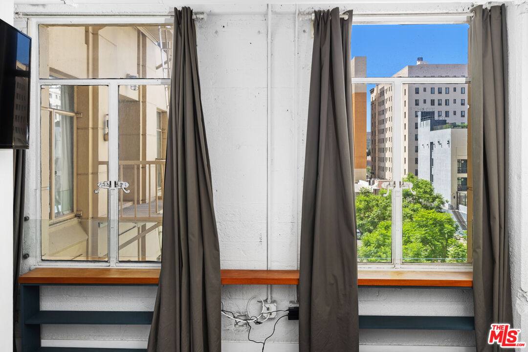 Apartment for rent at 6253 Hollywood Blvd #503, Los Angeles, CA 90028