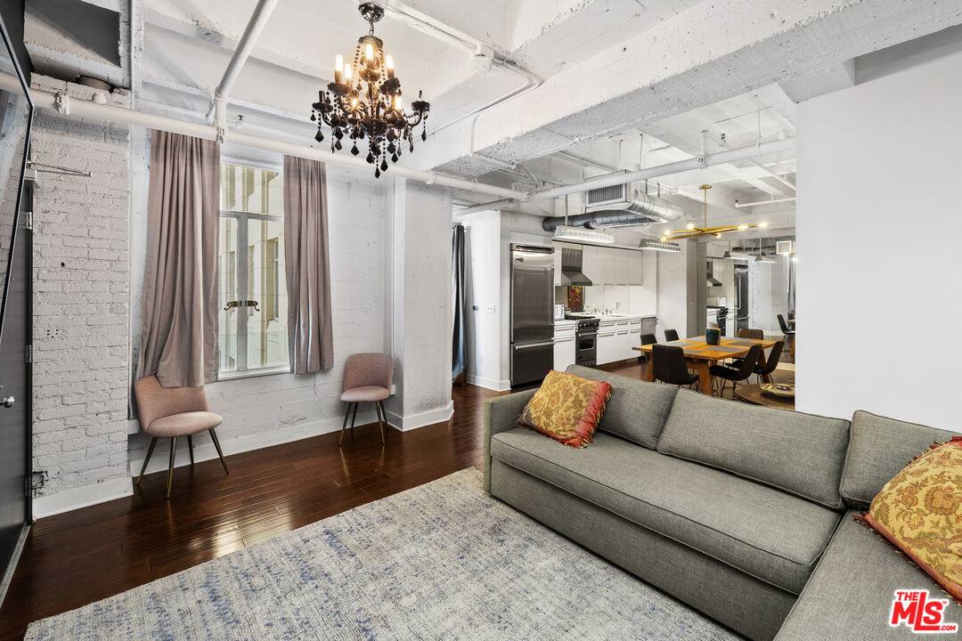 Apartment for rent at 6253 Hollywood Blvd #503, Los Angeles, CA 90028
