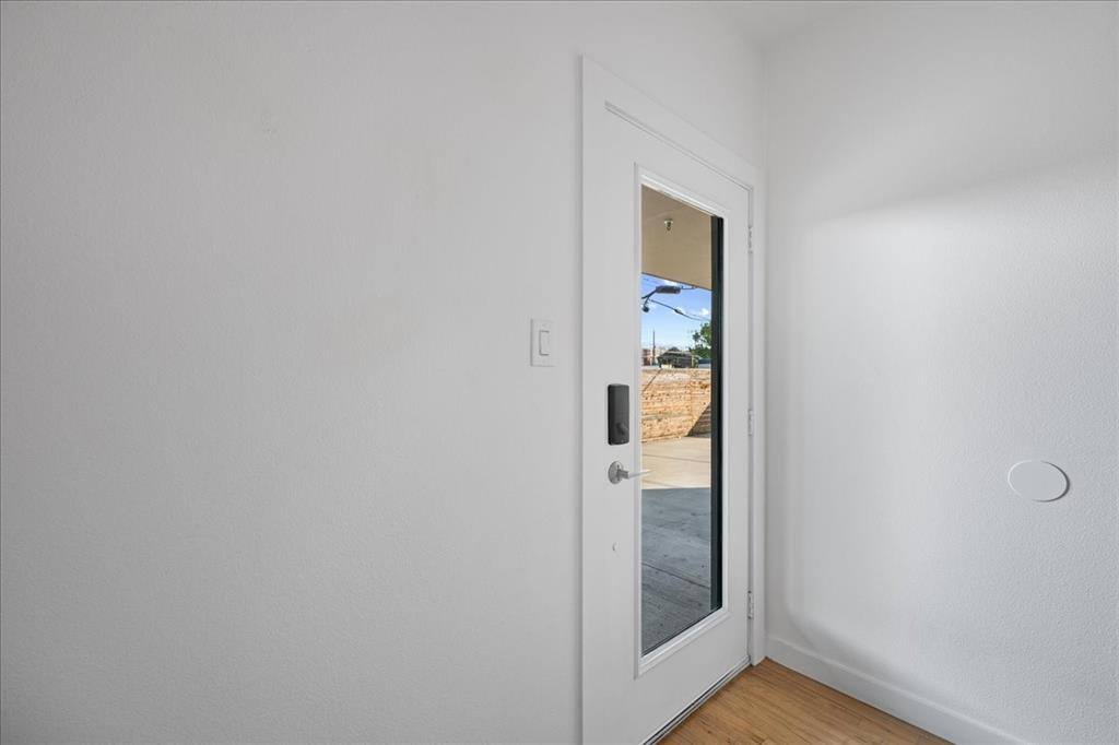 Townhouse for rent at 1715 Bennett Ave #105, Dallas, TX 75206