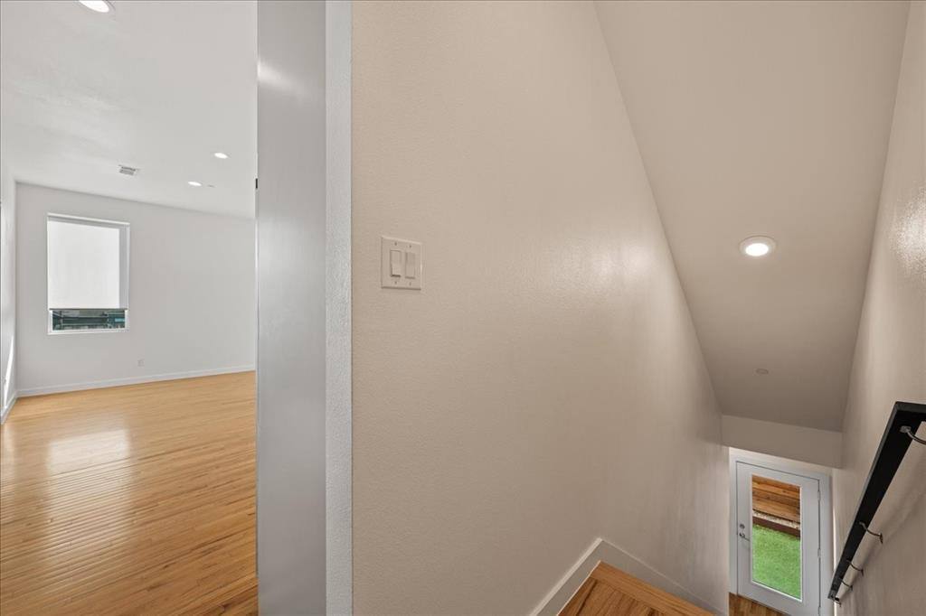 Townhouse for rent at 1715 Bennett Ave #105, Dallas, TX 75206