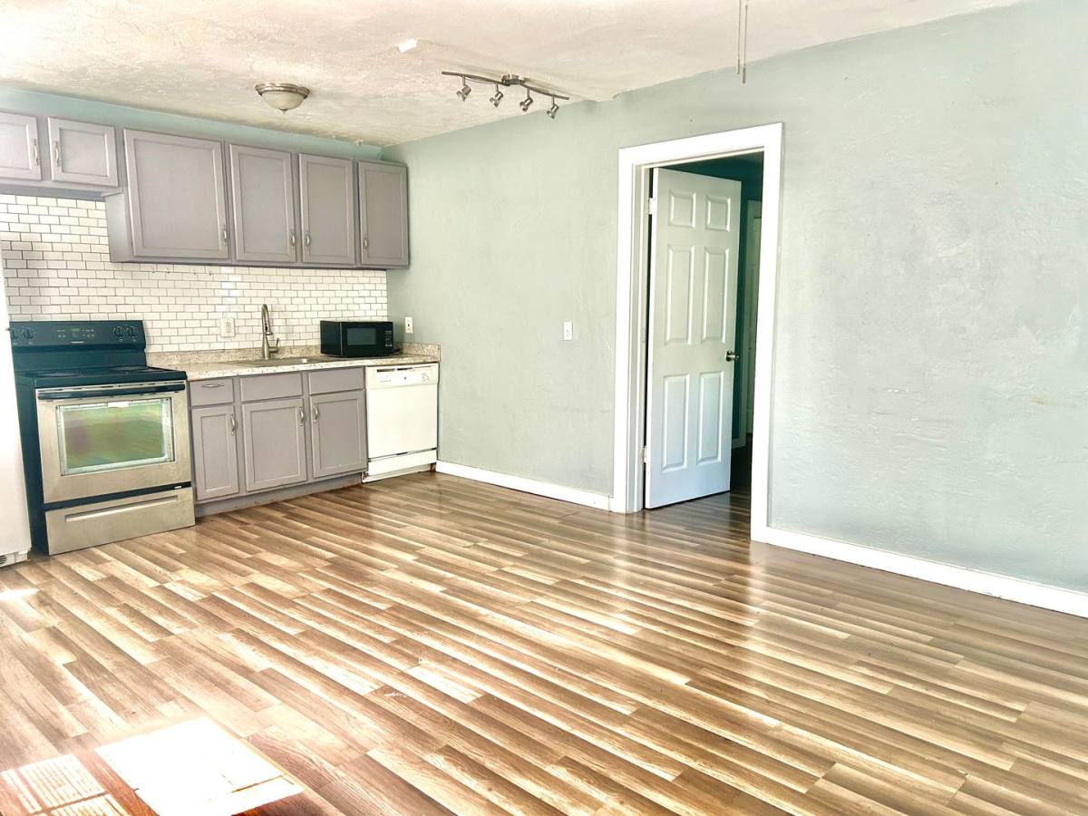 Apartment for rent at 731 Florence St, Daytona Beach, FL 32114
