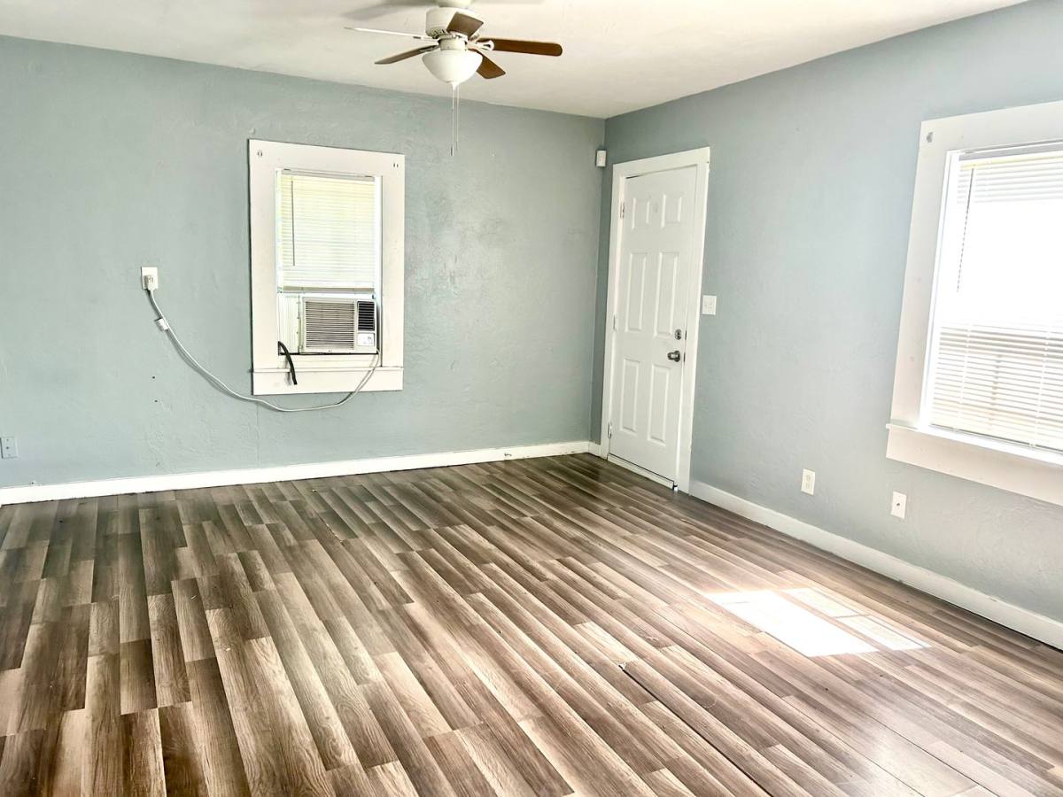 Apartment for rent at 731 Florence St, Daytona Beach, FL 32114